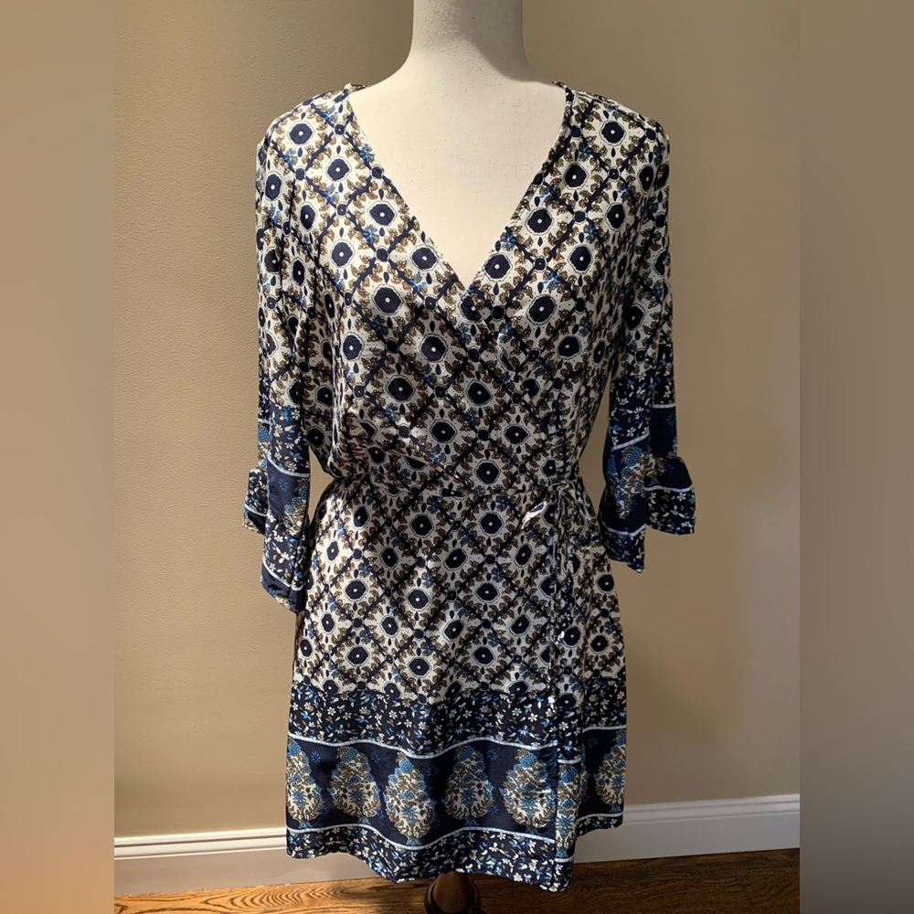 Alter’d State Faux Wrap Dress NWT 👗